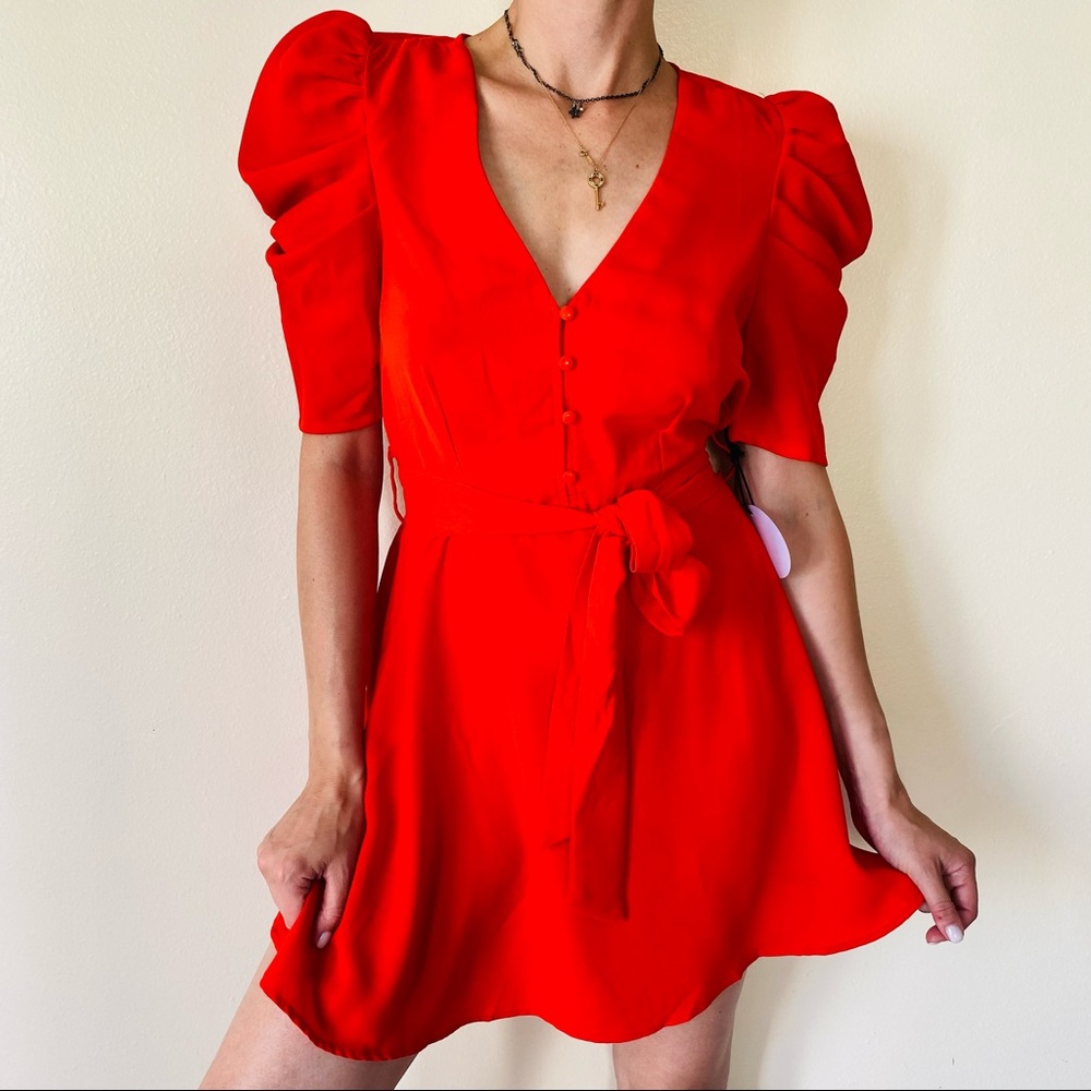 New Milk & Honey red v-neck elastic belted waist puff sleeve mini dress - Picture 2 of 8